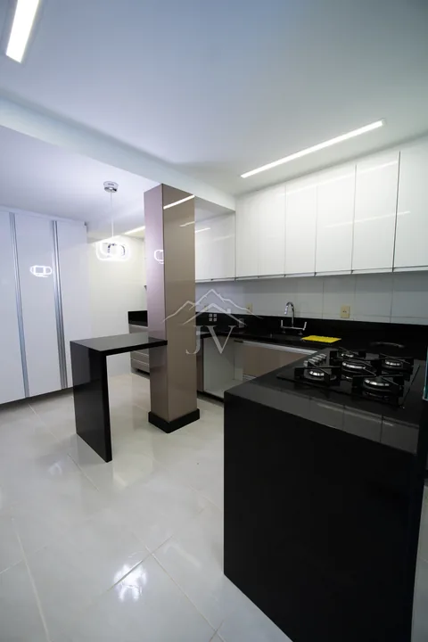 Cozinha, bancada e cooktop